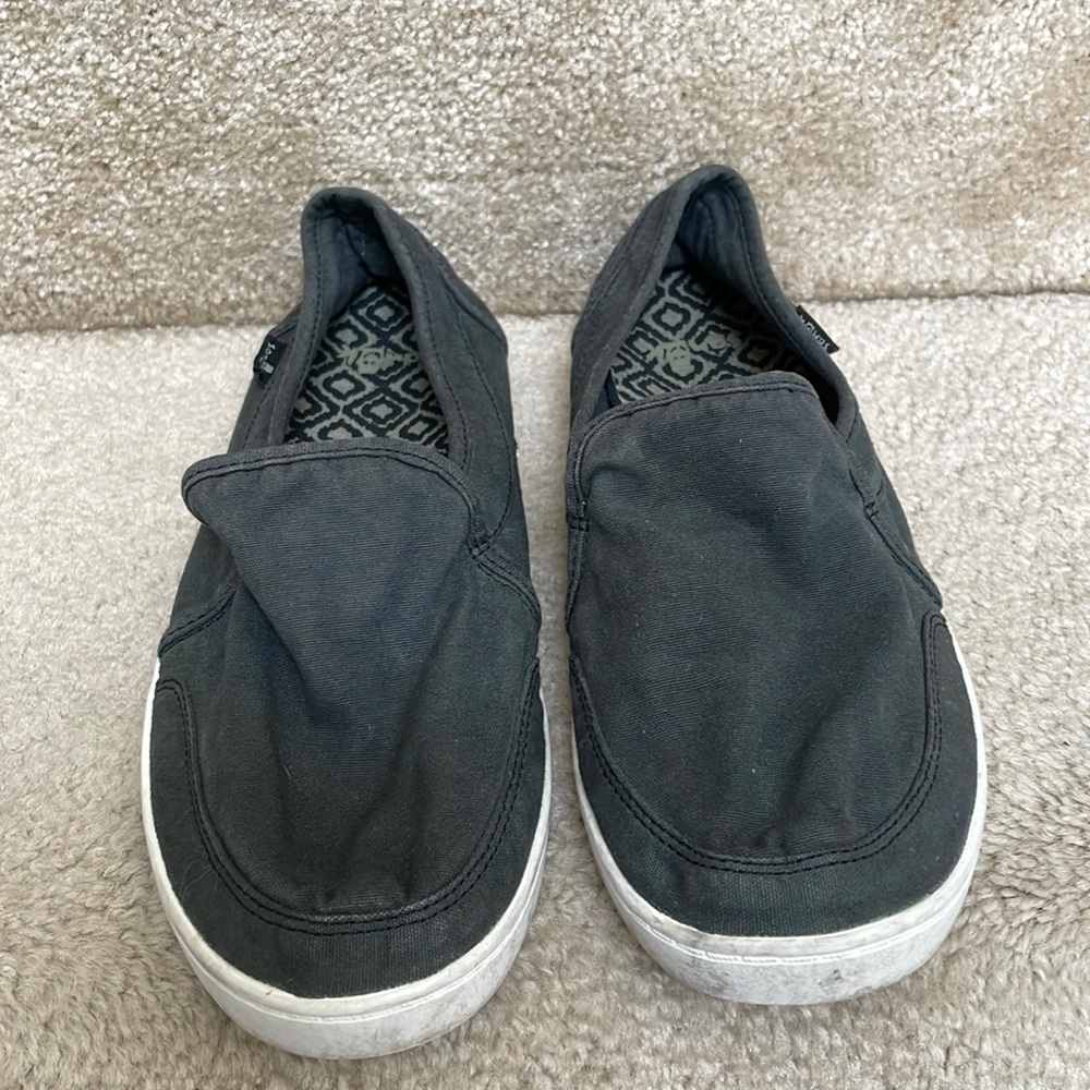 Sanuk slip on.